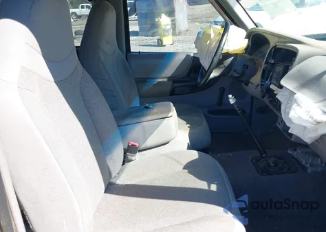 2000 Ford Ranger Super Cab from USA, damaged, VIN 1FTZR15V4YPB11757